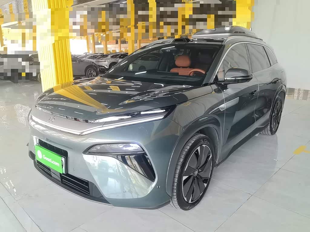 BYD Tang L