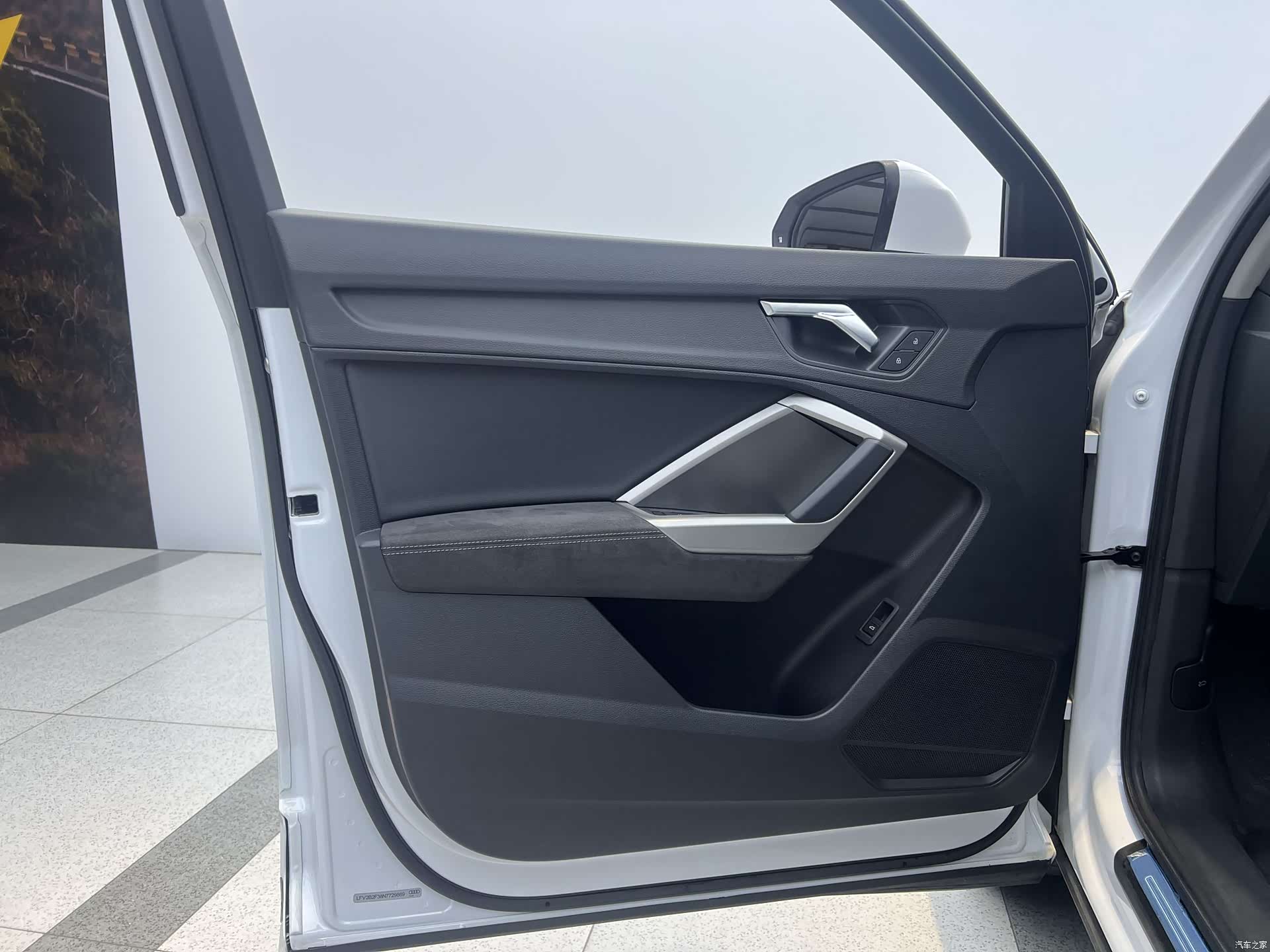 Audi Q3, 2022 12