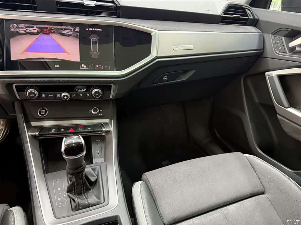 Audi Q3, 2023 7