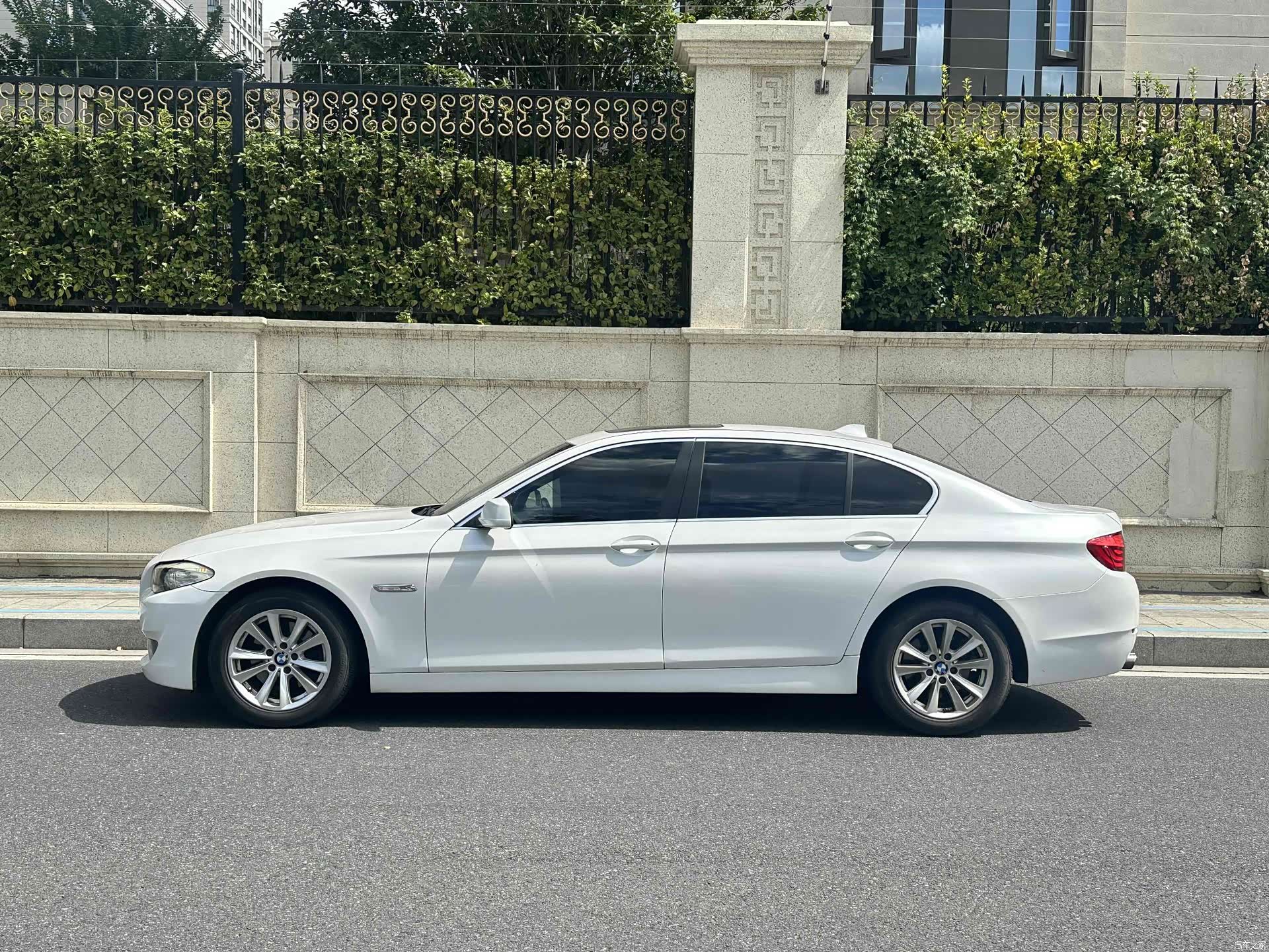 BMW 5 Series, 2010 2