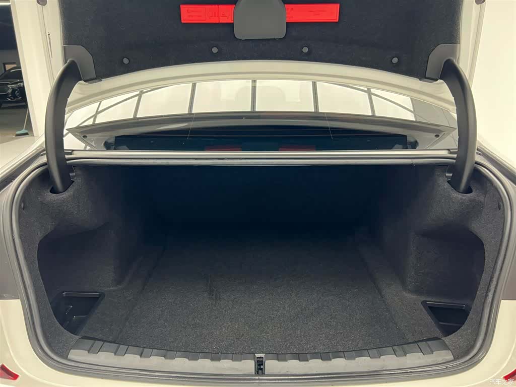BMW 3 Series, 2022 12