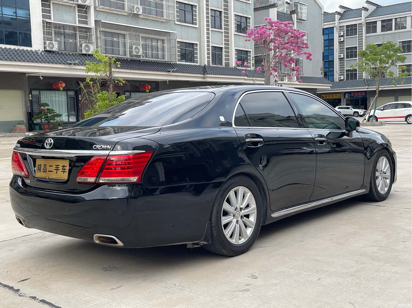 Toyota Crown, 2013 7