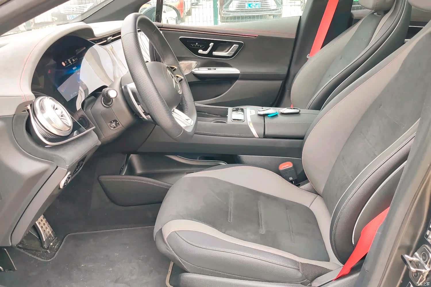 Mercedes-Benz EQE, 2024 4