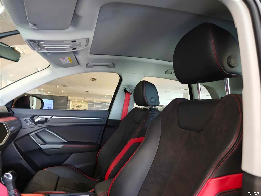 Audi Q3, 2021 13