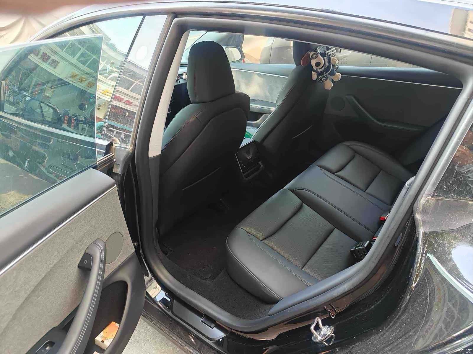 Tesla Model 3, 2023 7