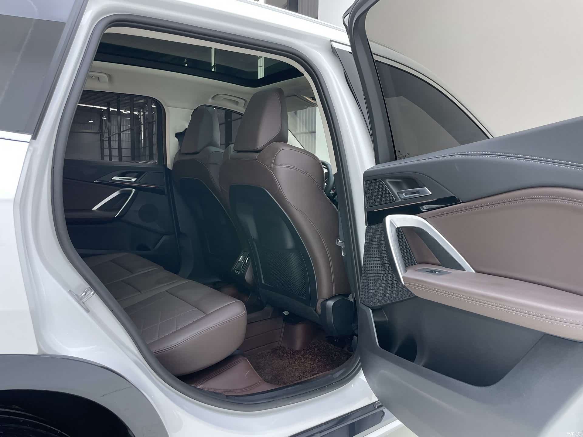 BMW X1, 2023 25