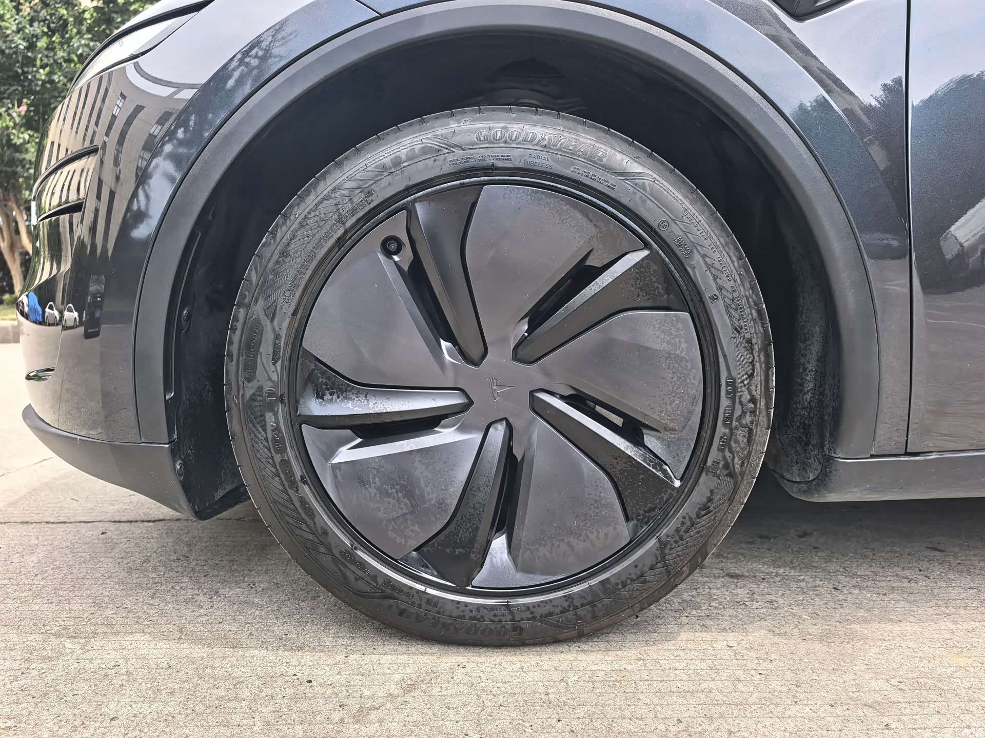 Tesla Model Y, 2025 22