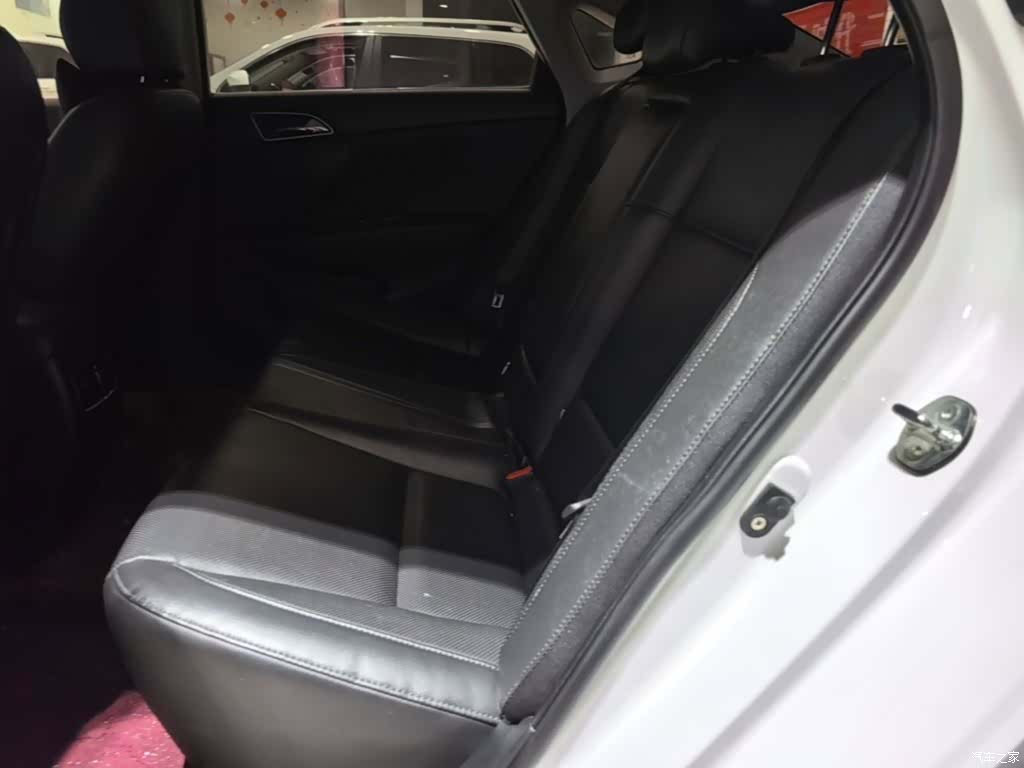 Hyundai DLX, 2016 17