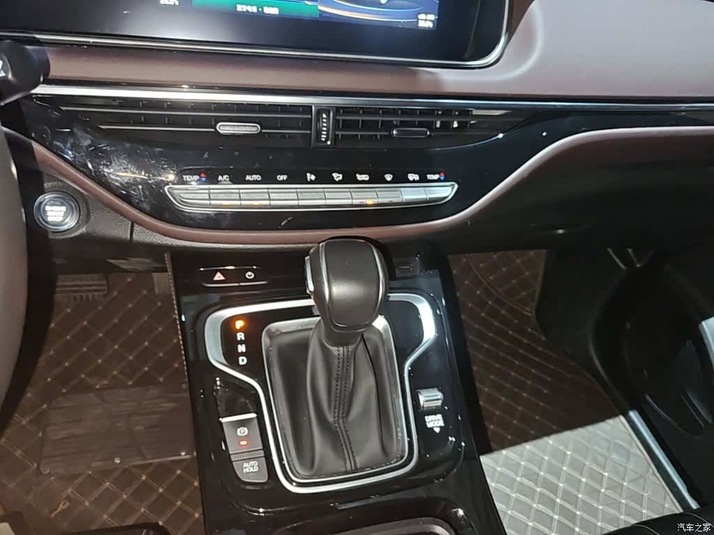 Trumpchi M6, 2025 14
