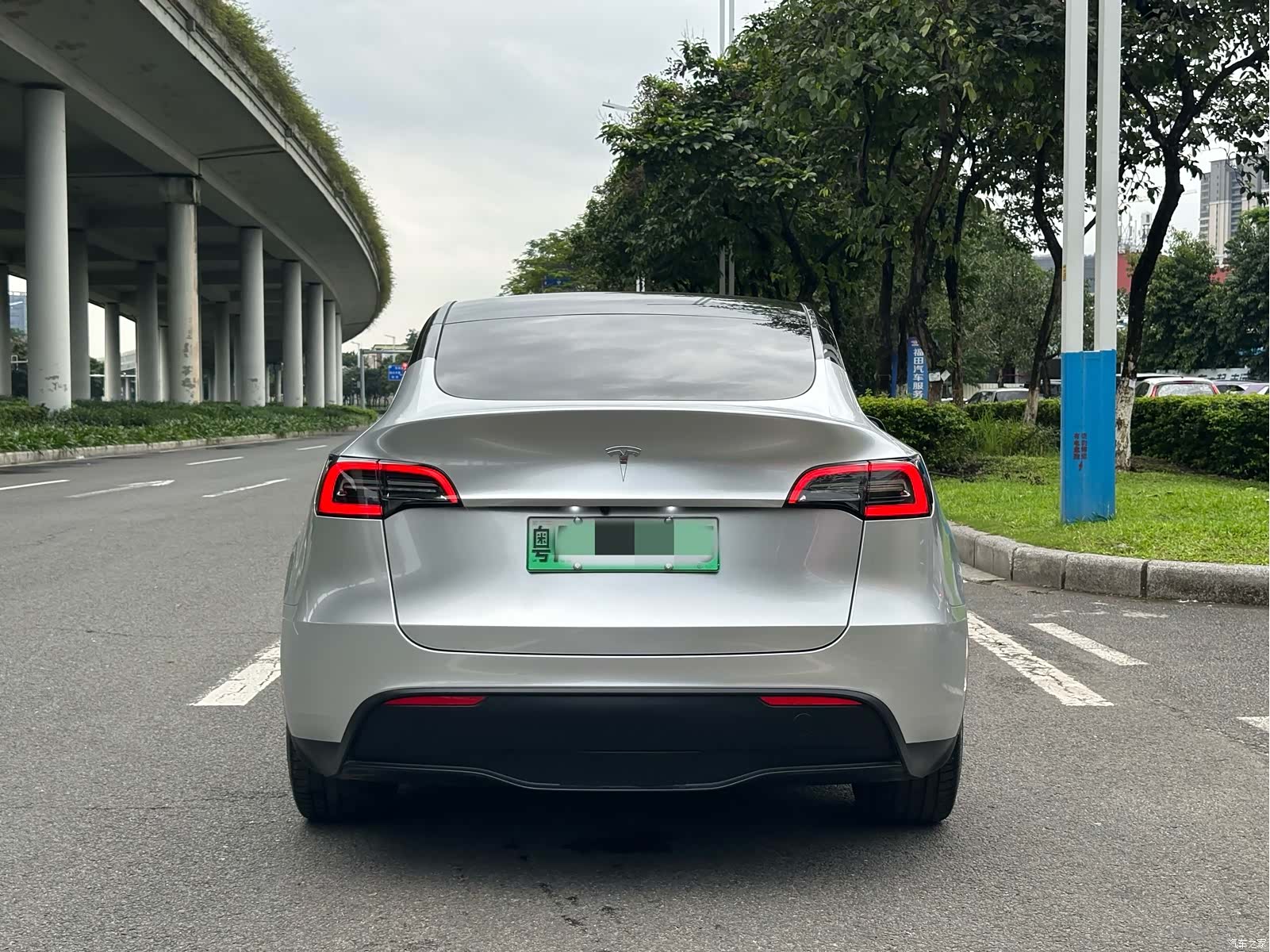 Tesla Model Y, 2023 21