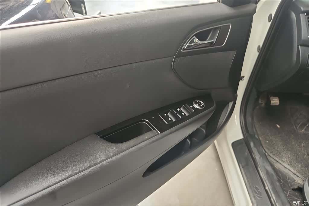 Hyundai GLS, 2017 6