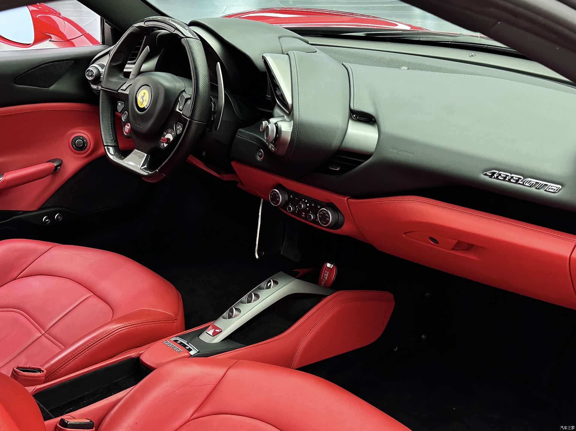 Ferrari 488, 2017 12