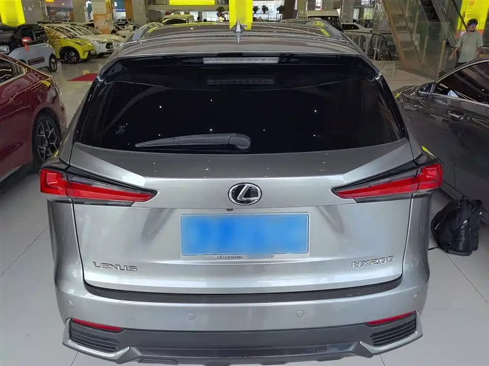 Lexus NX