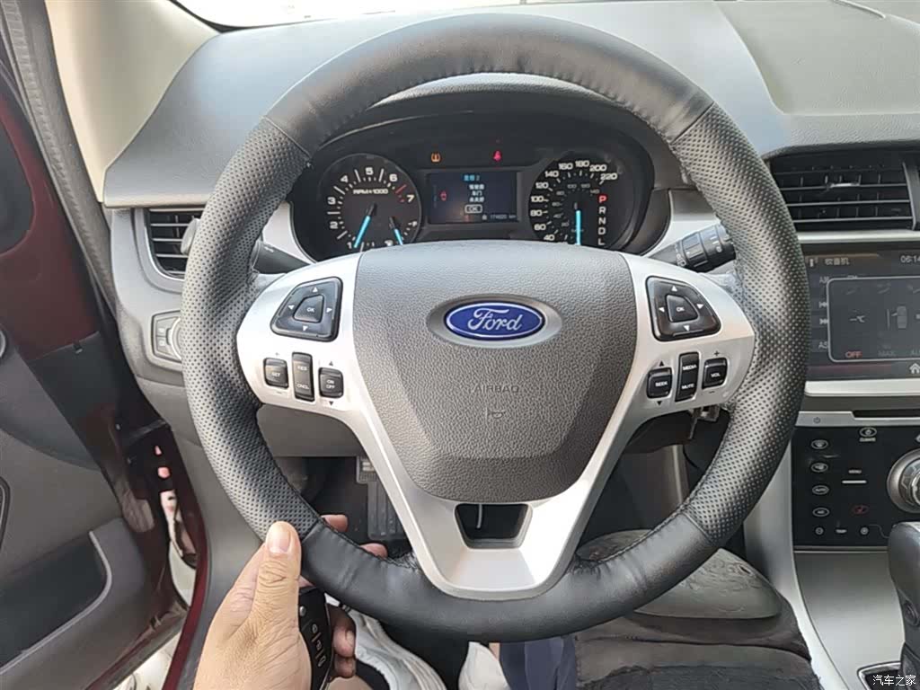 Ford Edge, 2015 11