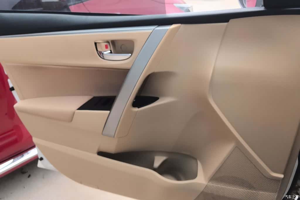 Toyota Corolla, 2016 7
