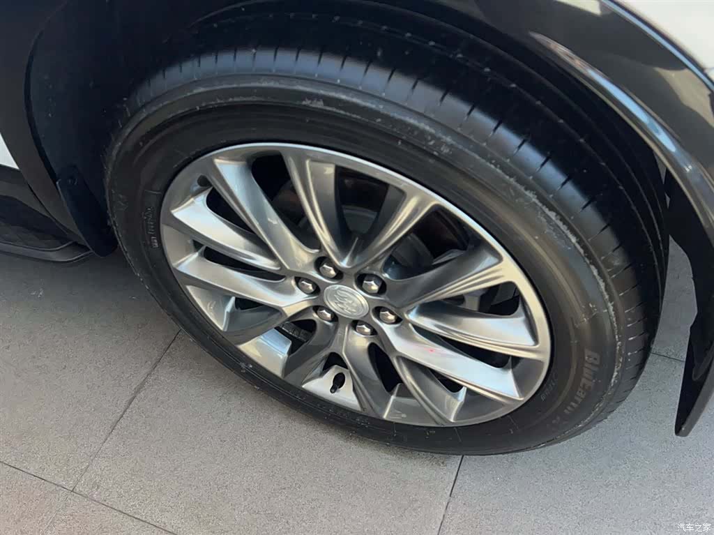 Buick Enclave, 2022 6