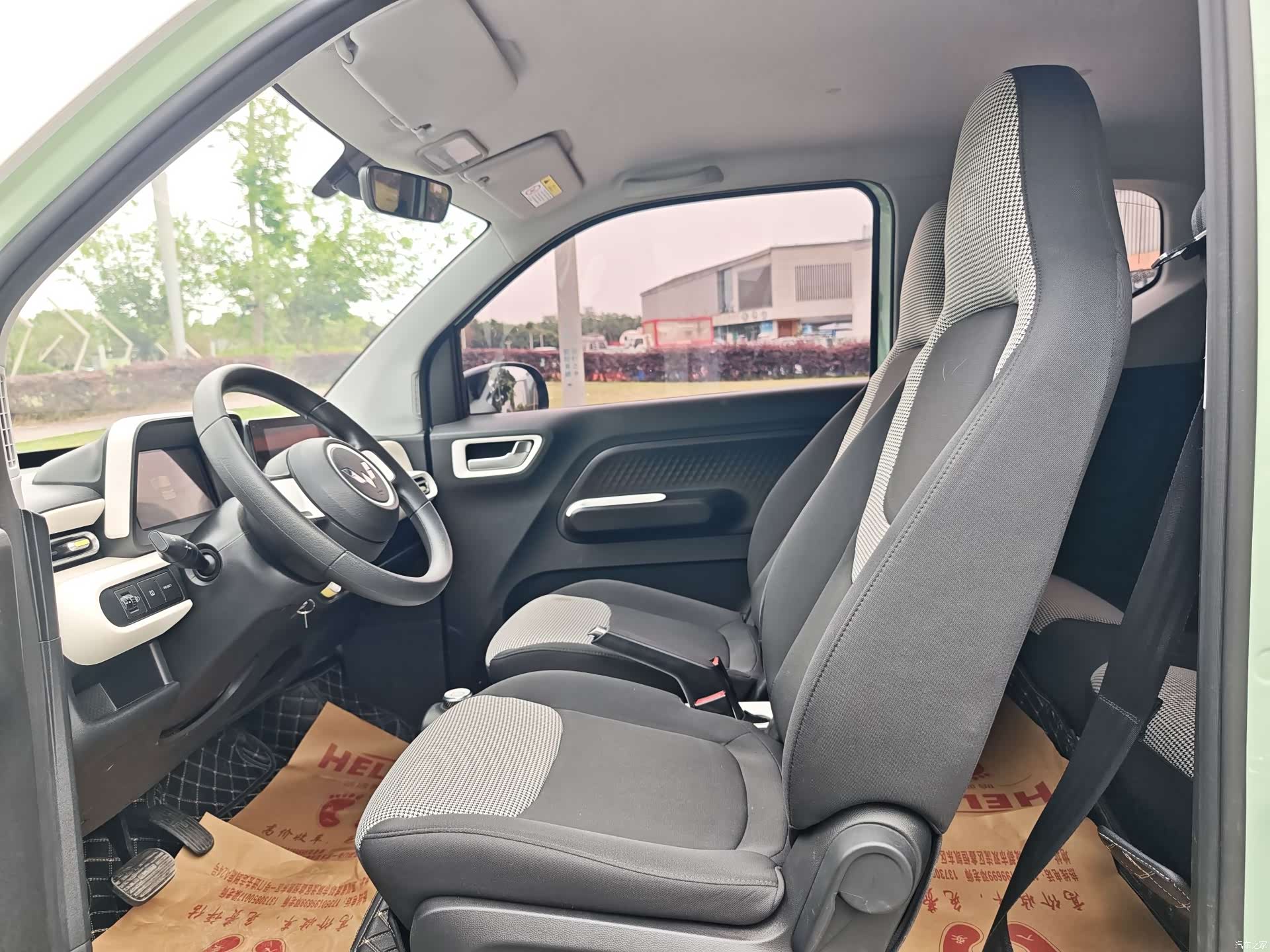 Wuling MINIEV, 2024 7