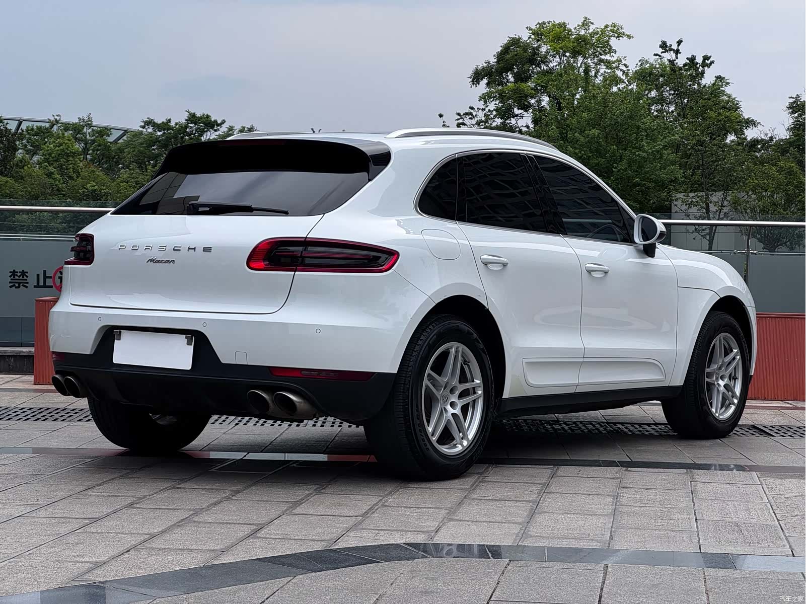 Porsche Macan, 2016 8