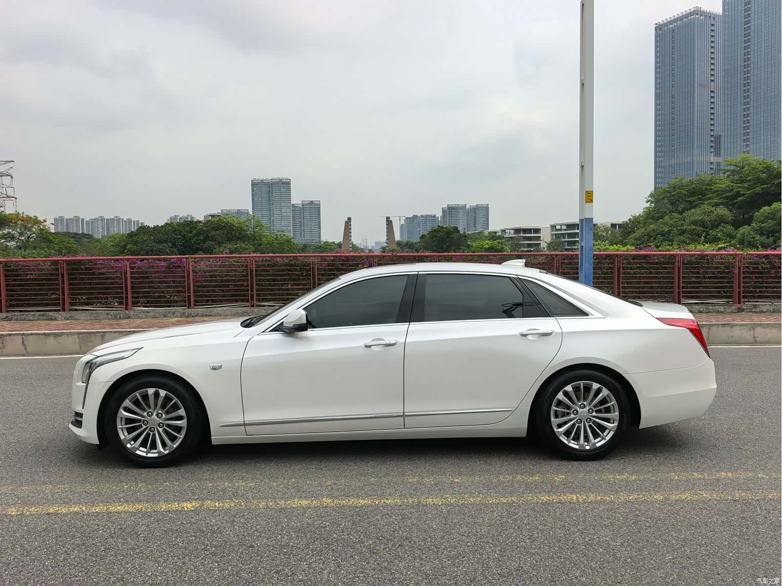 Cadillac CT6, 2017 23