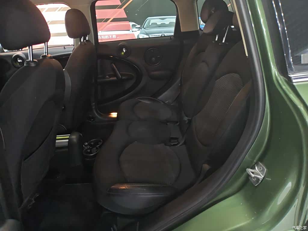Mini Countryman, 2016 13