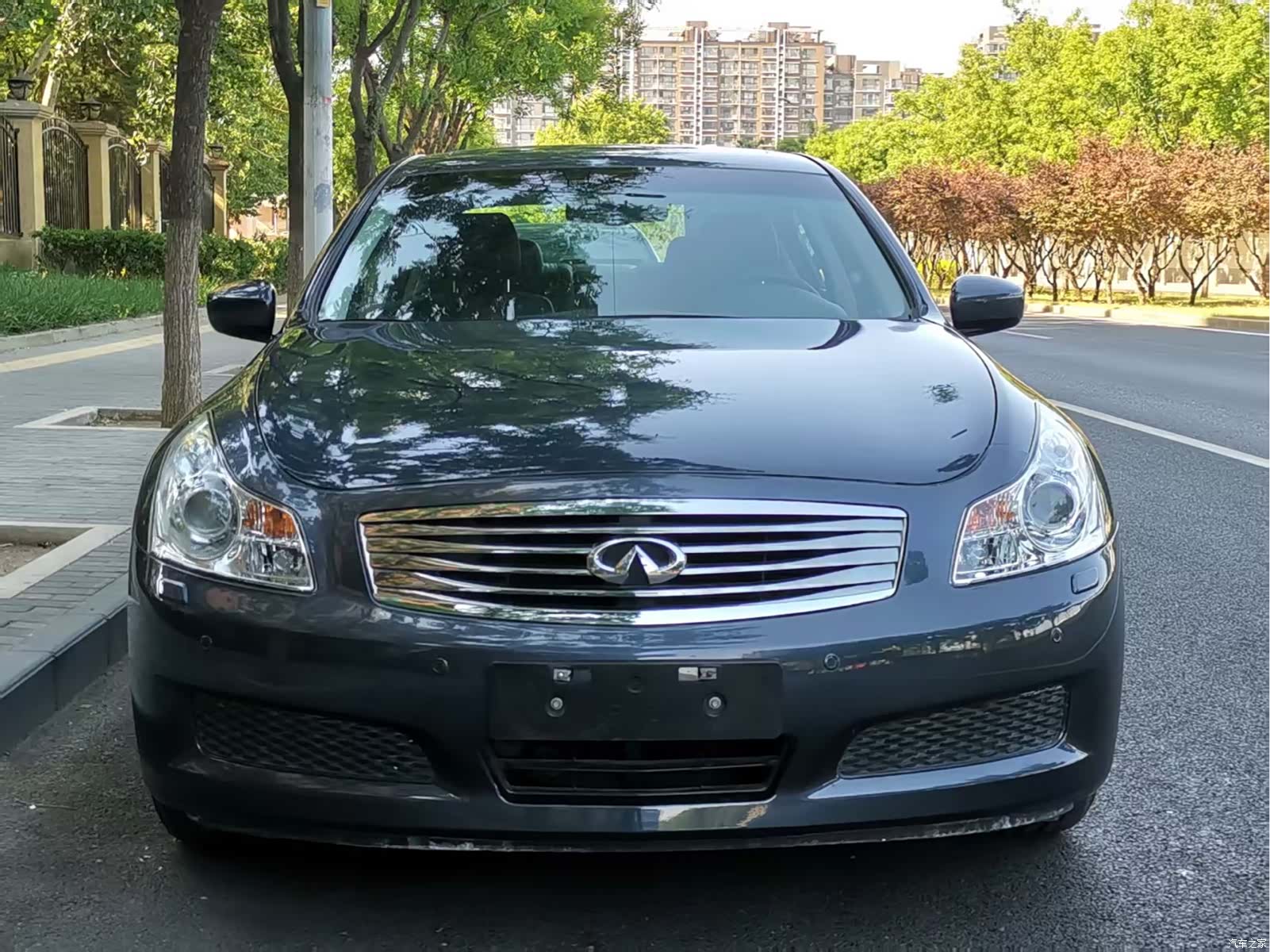 Infiniti G37