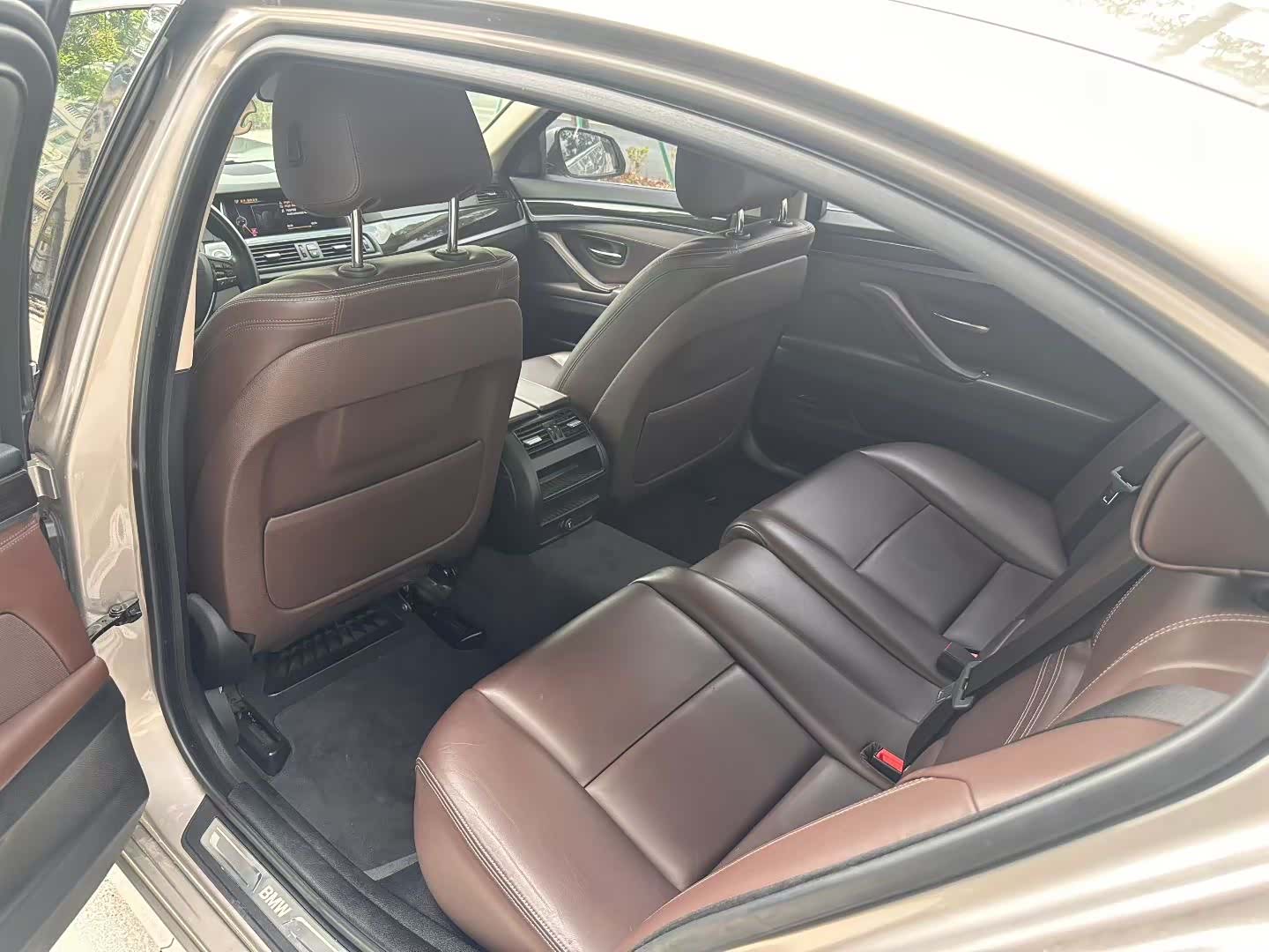 BMW 5 Series, 2016 все фото