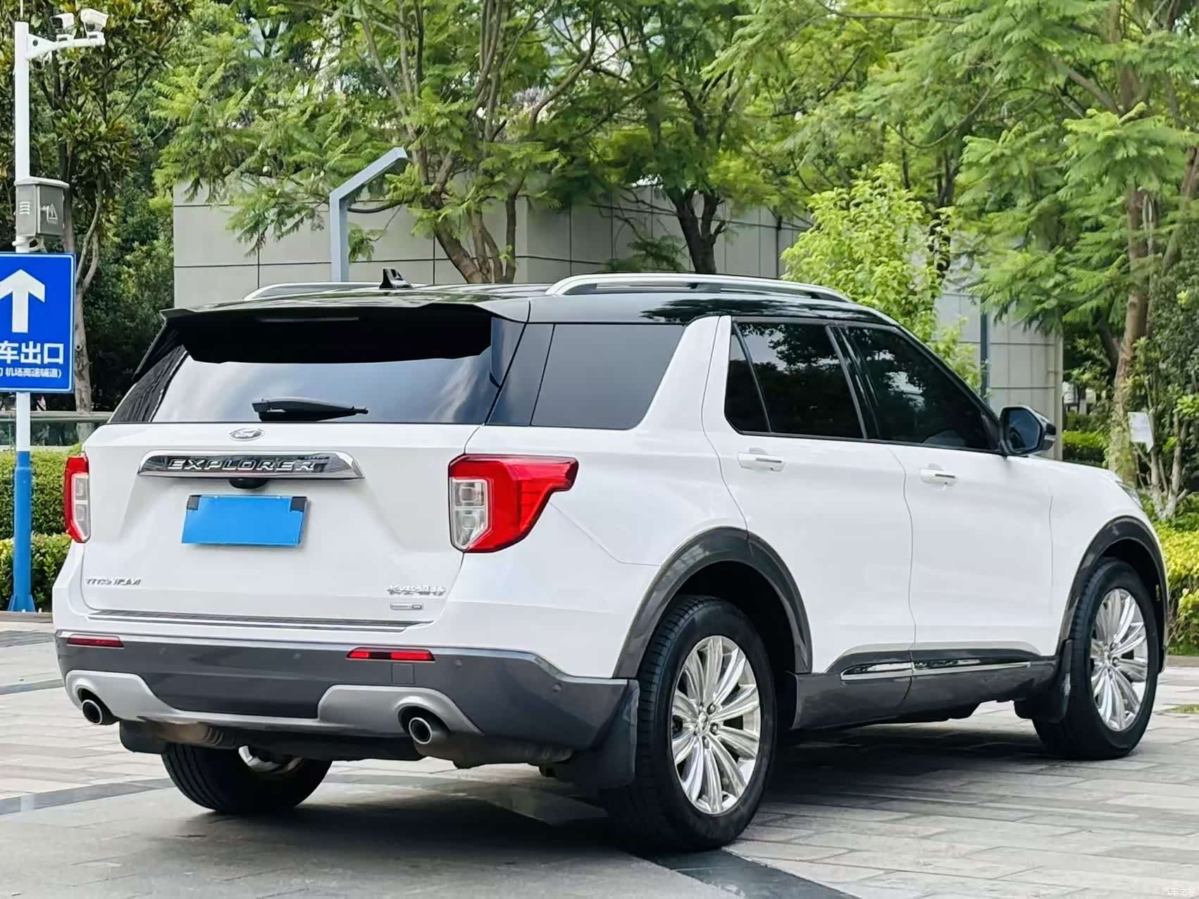 Ford Explorer, 2020 6