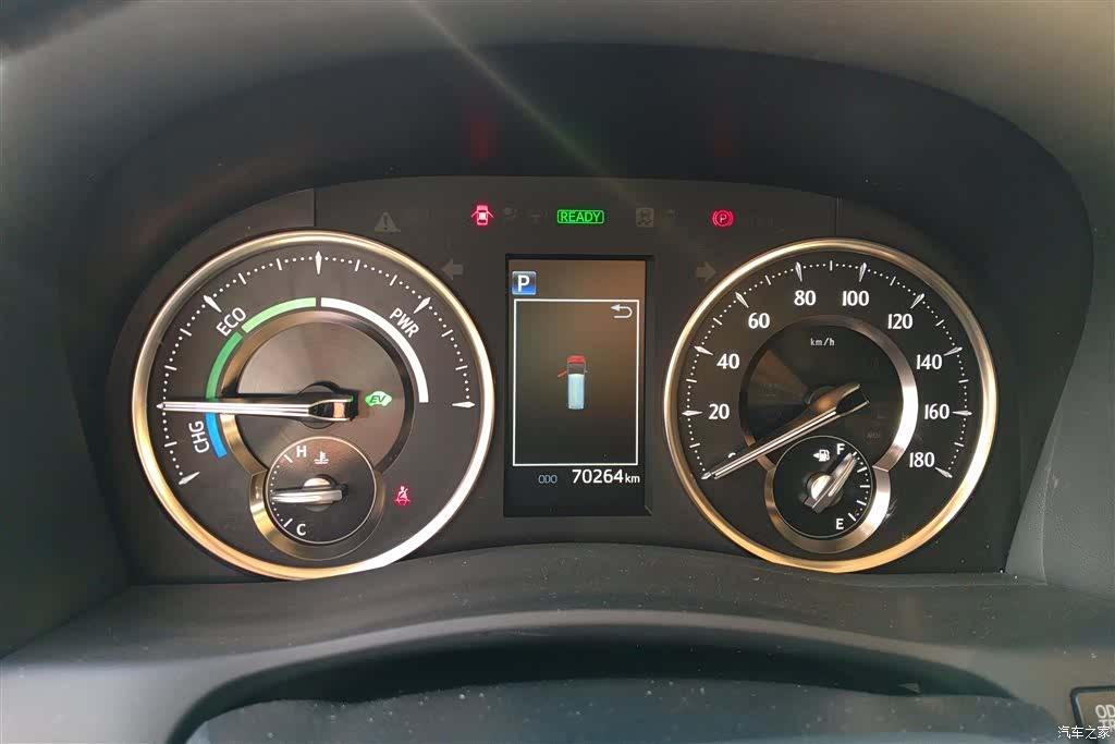 Toyota Vellfire, 2022 14