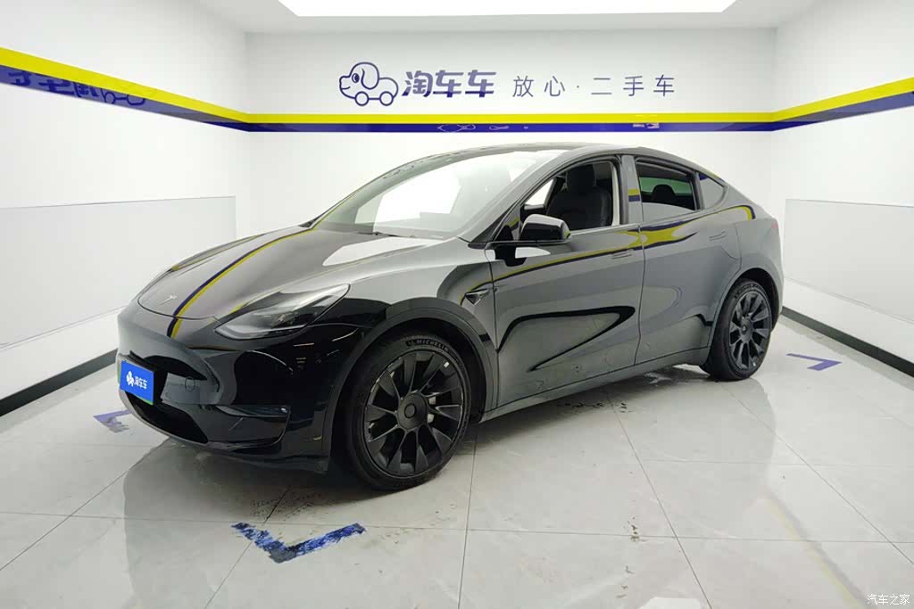 Tesla Model Y, 2021 1