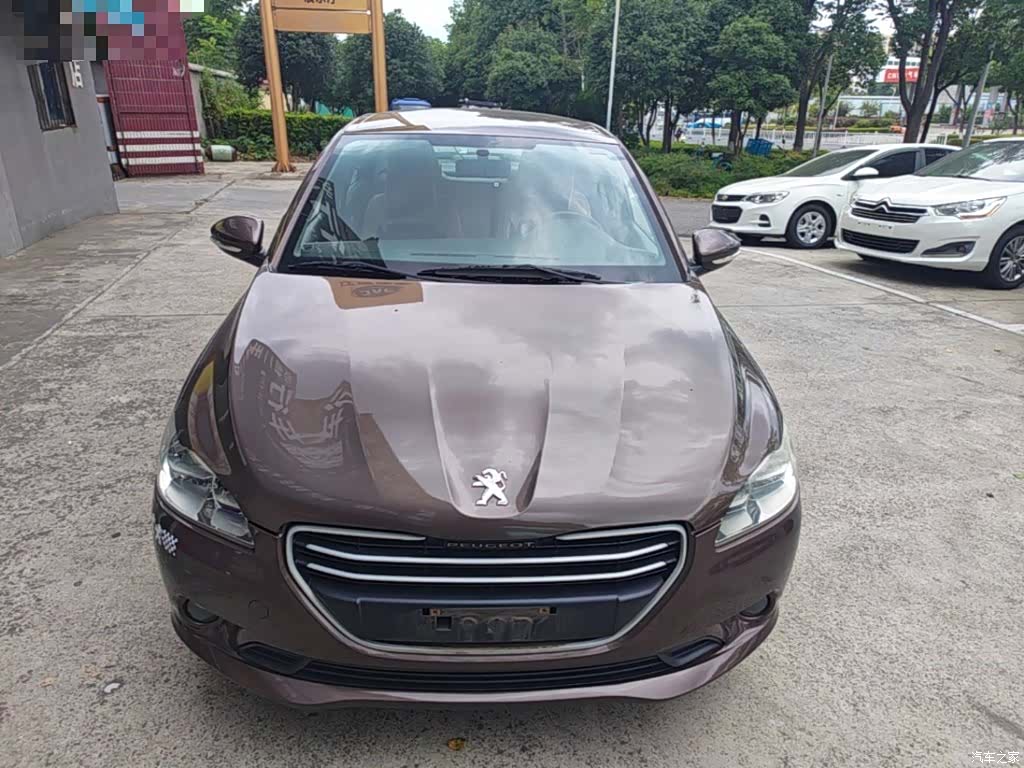 Peugeot 301, 2015 3