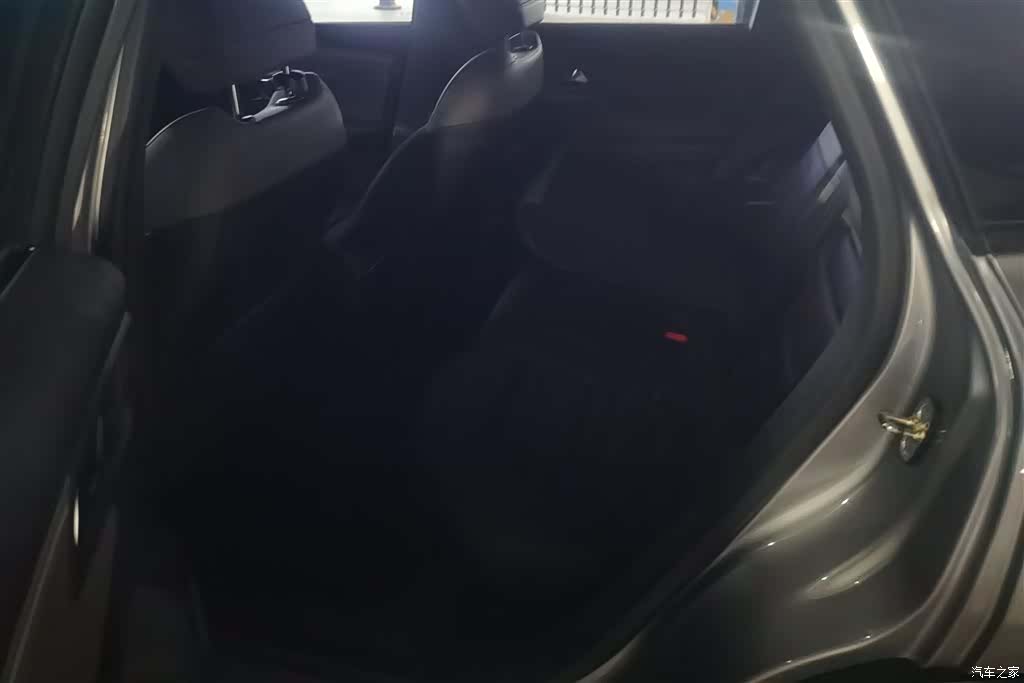 Citroen C5 X, 2025 11
