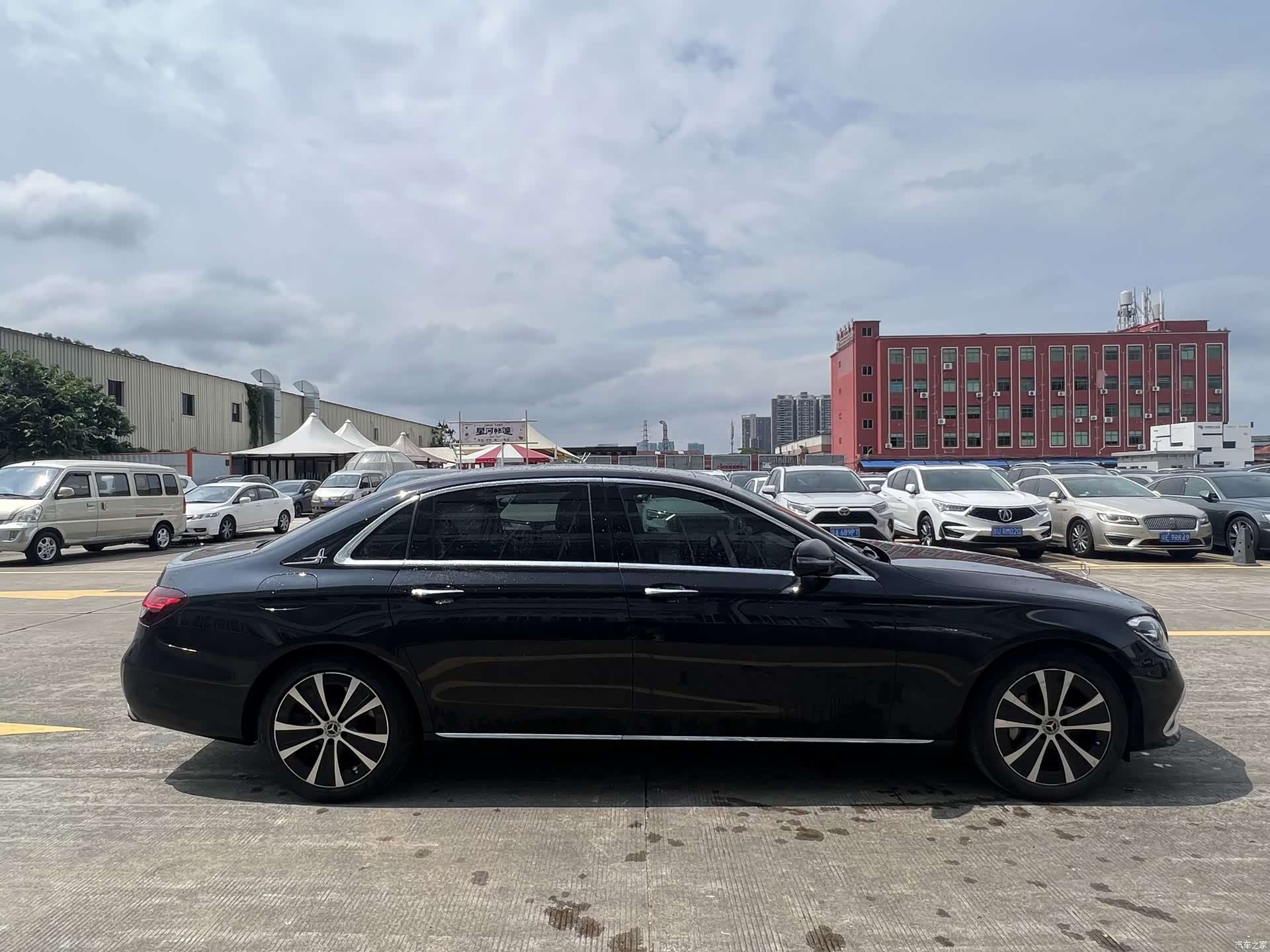 Mercedes-Benz E-Class, 2022 6