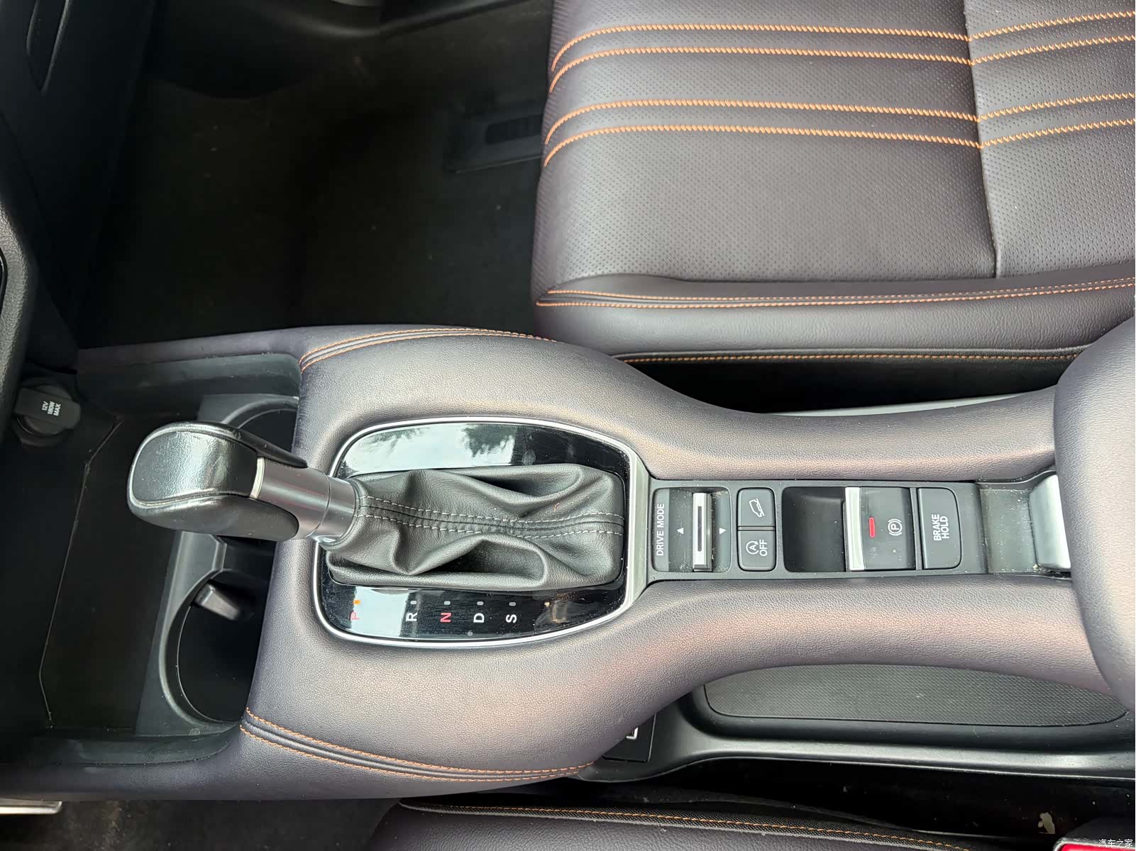 Honda ZR-V, 2022 13