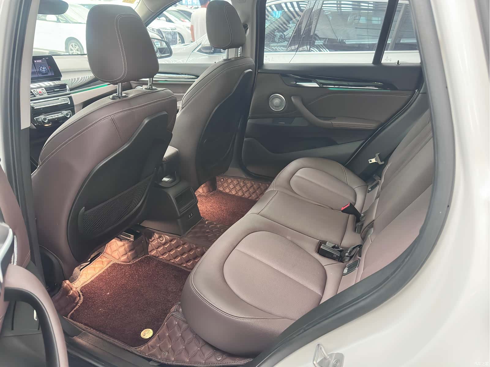 BMW X1, 2021 9