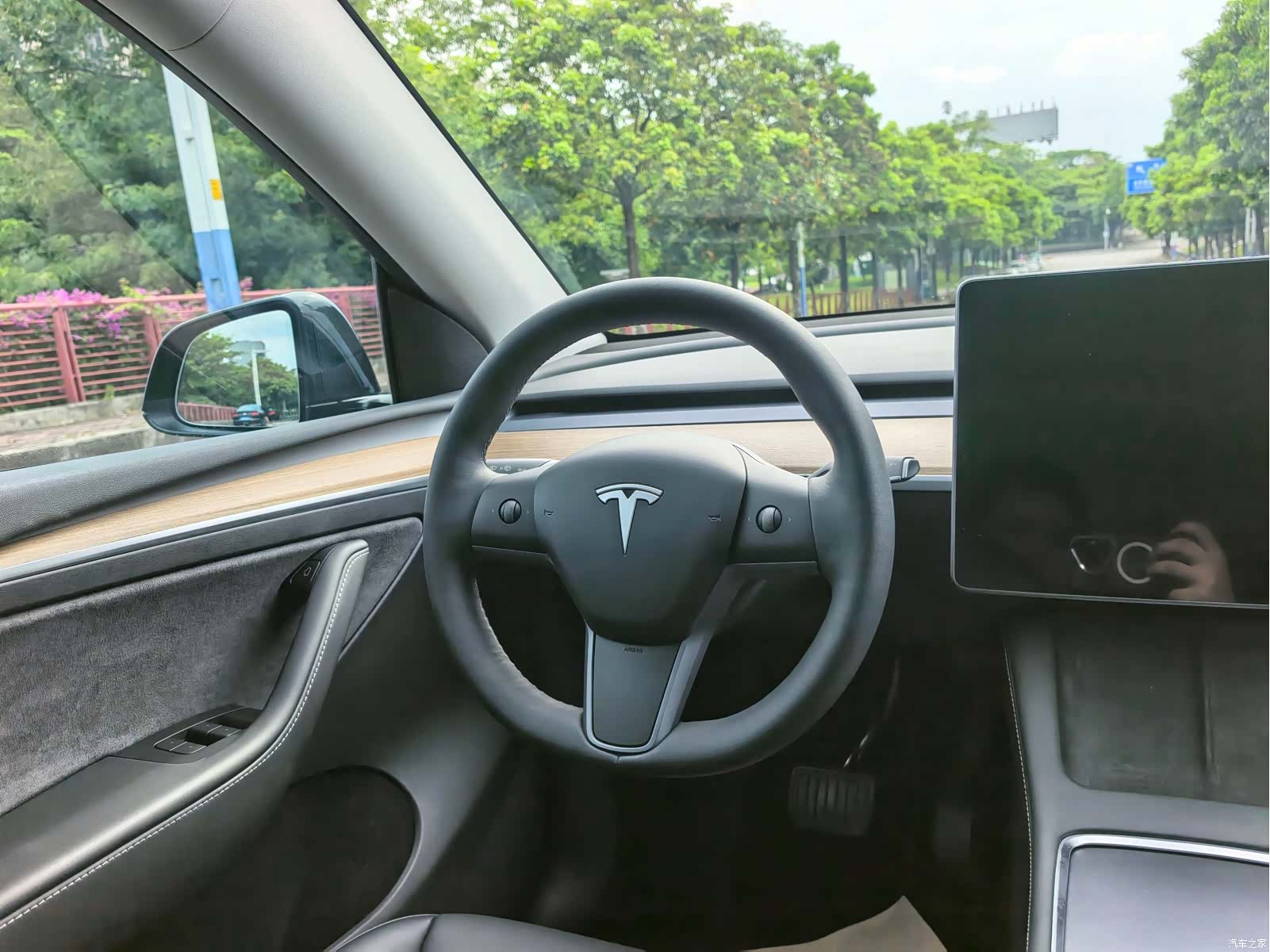 Tesla Model Y, 2022 11