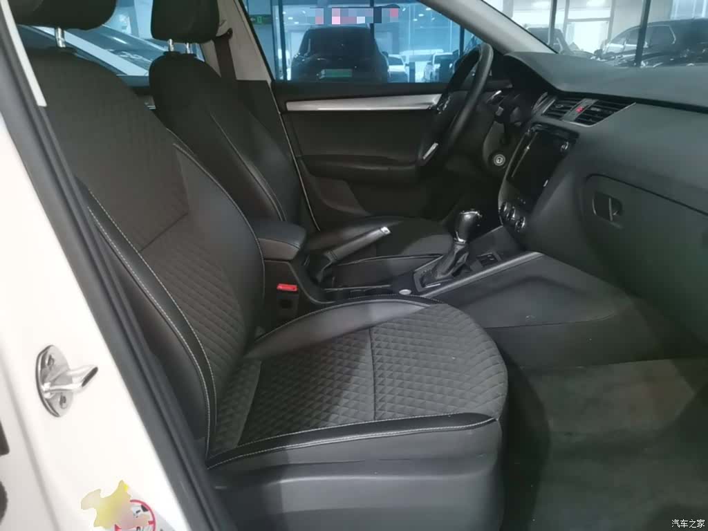 Skoda Octavia, 2018 25