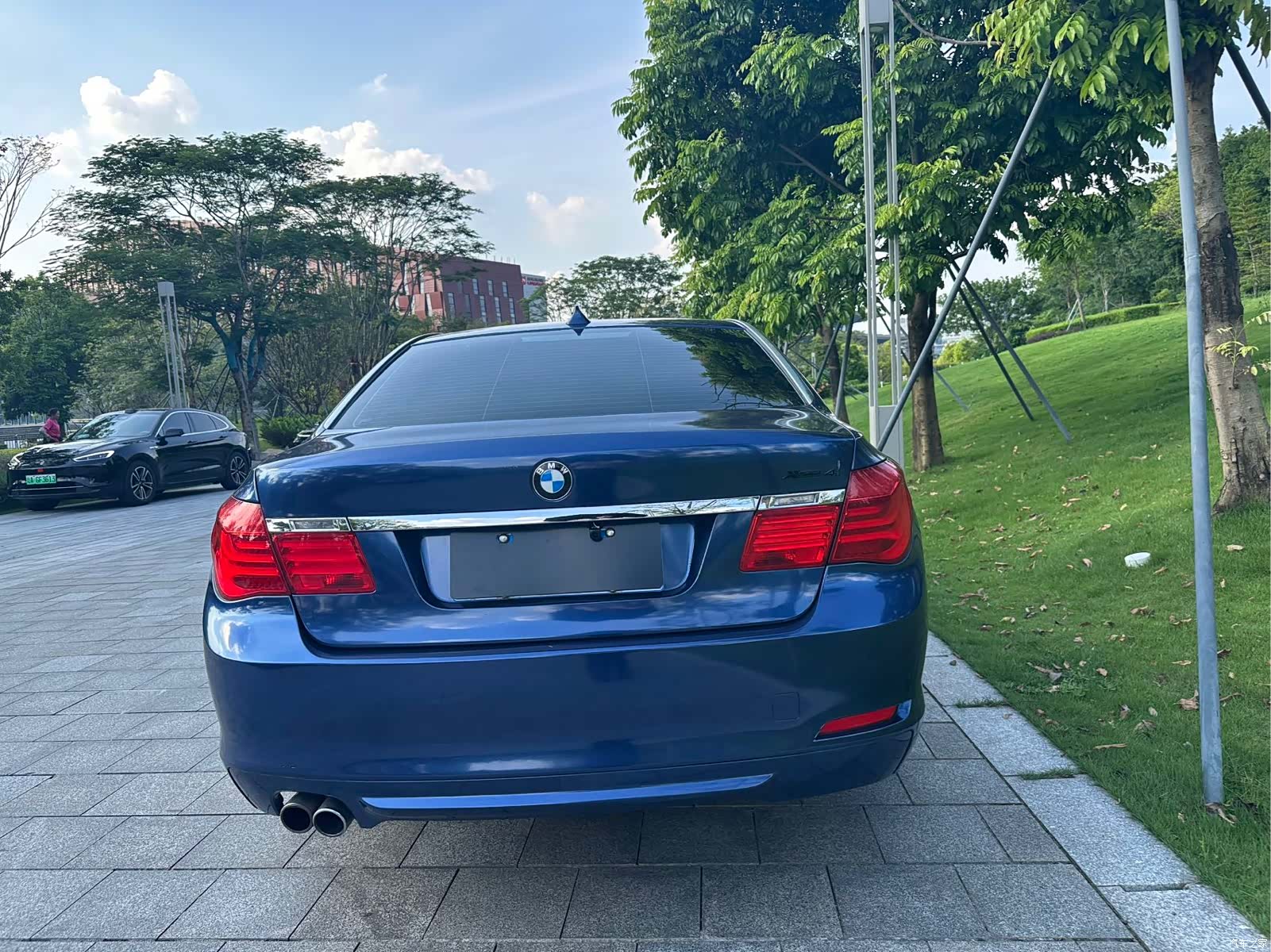 BMW 7 Series, 2010 16