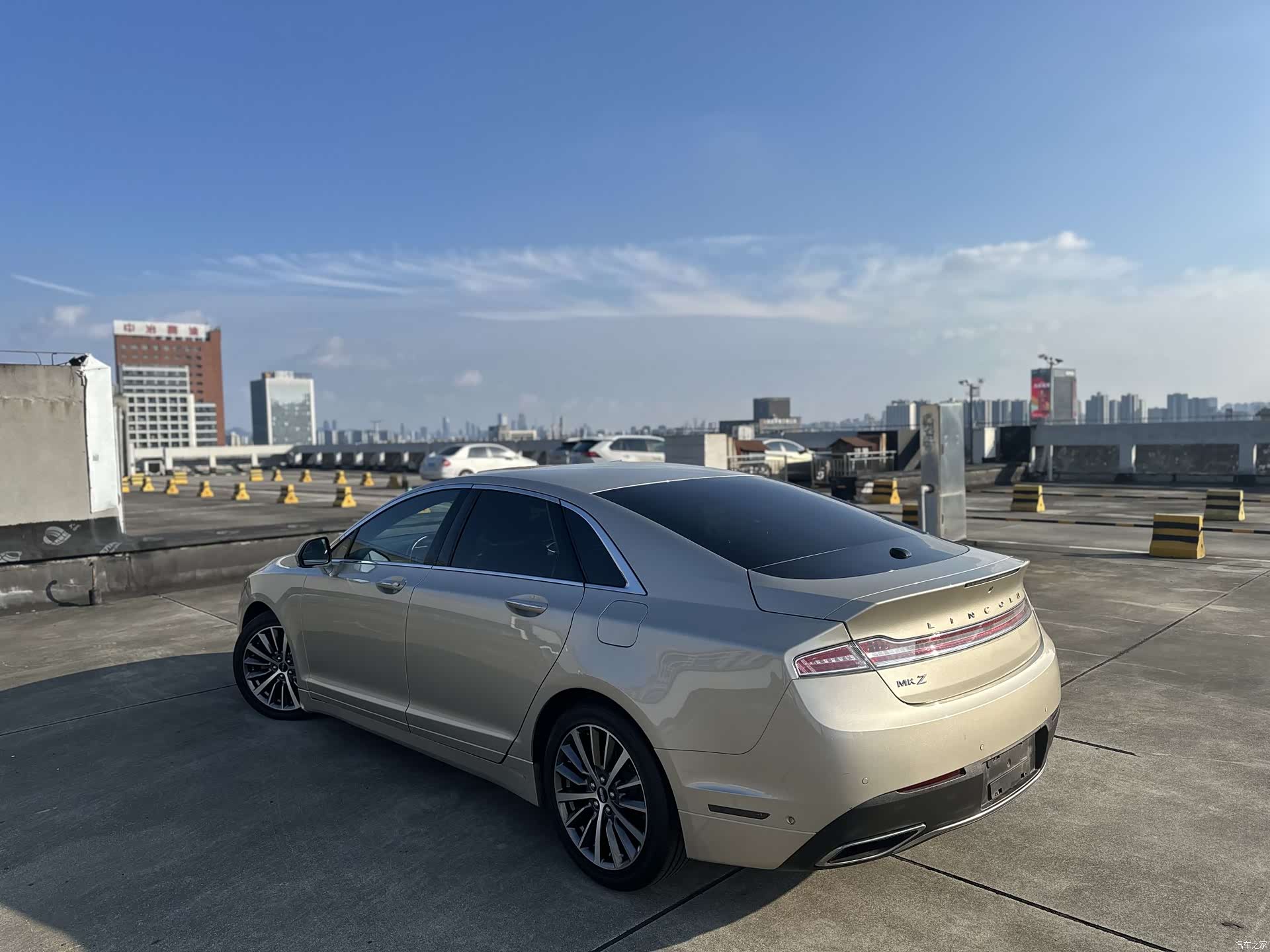 Lincoln MKZ, 2017 12