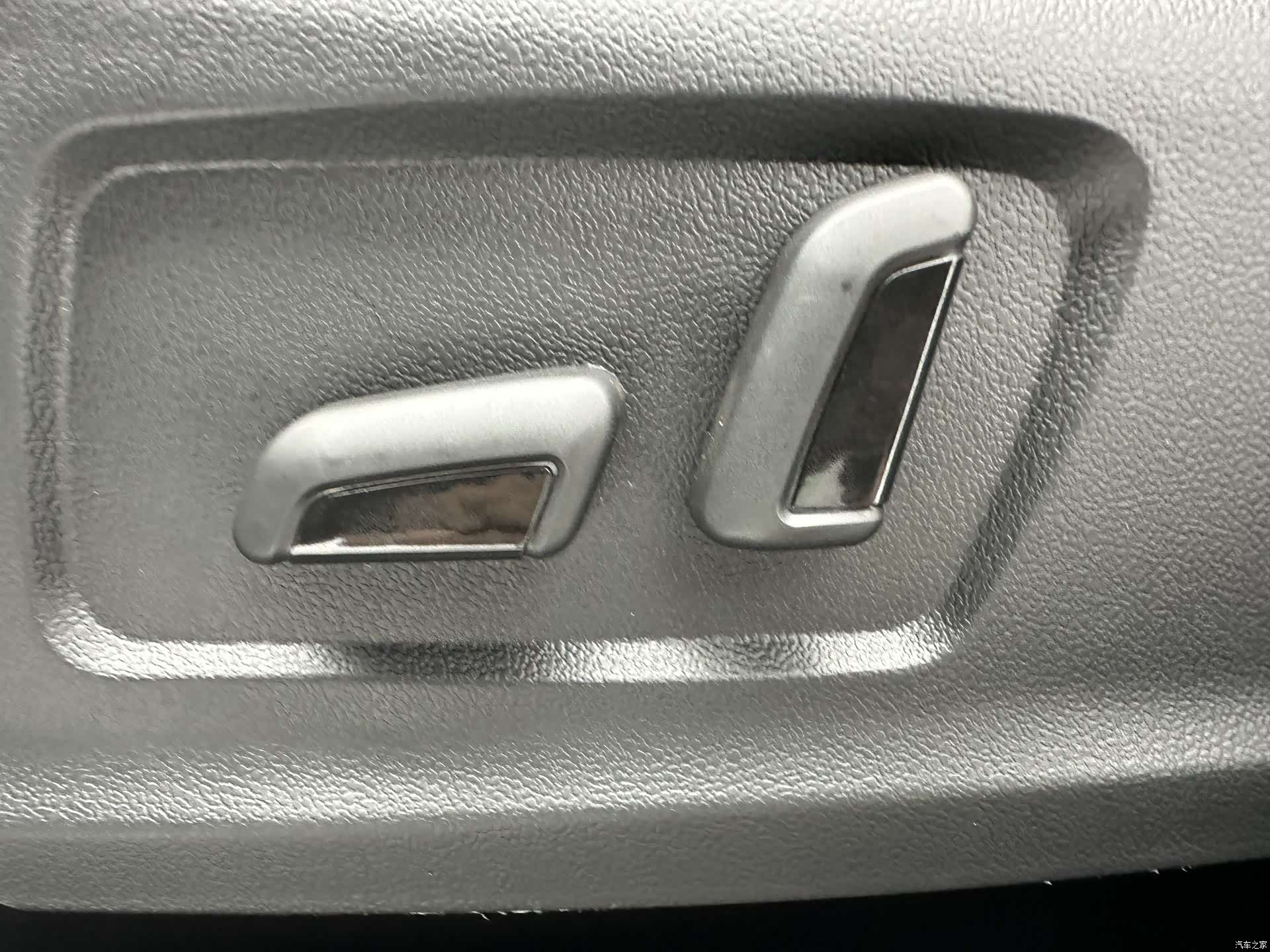 Mitsubishi Outlander, 2023 12