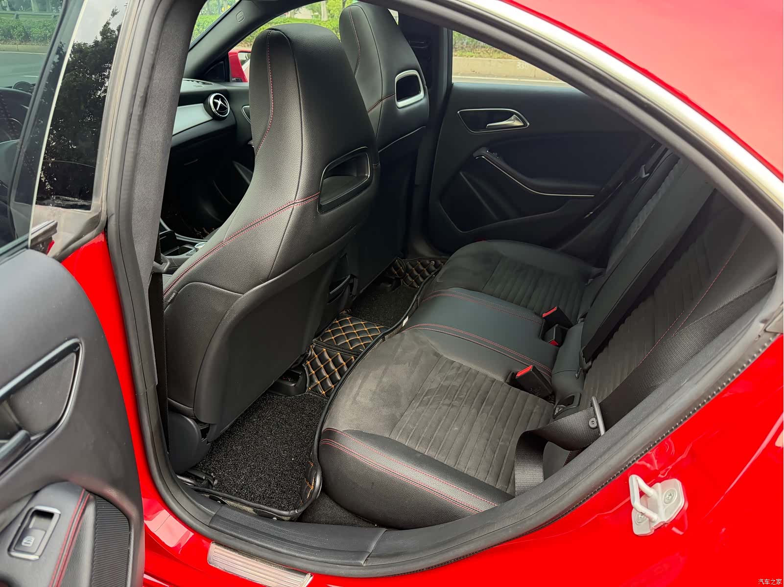 Mercedes-Benz CLA, 2017 9