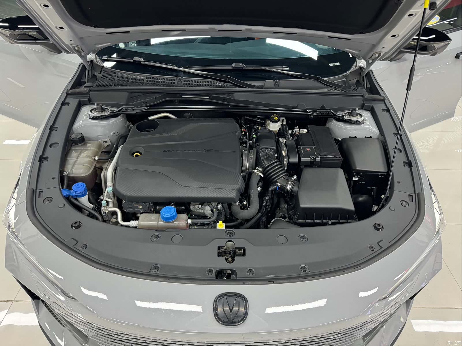 Changan UNI-V, 2023 23