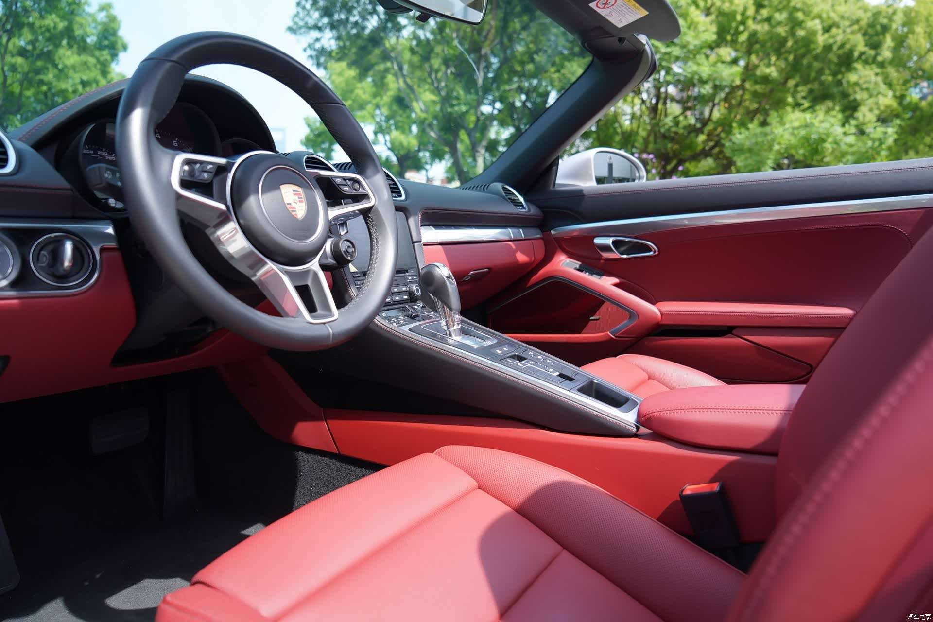 Porsche Boxster, 2023 11