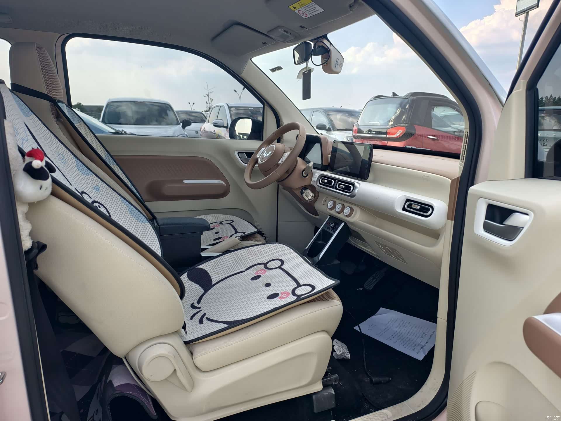 Wuling MINIEV, 2024 9