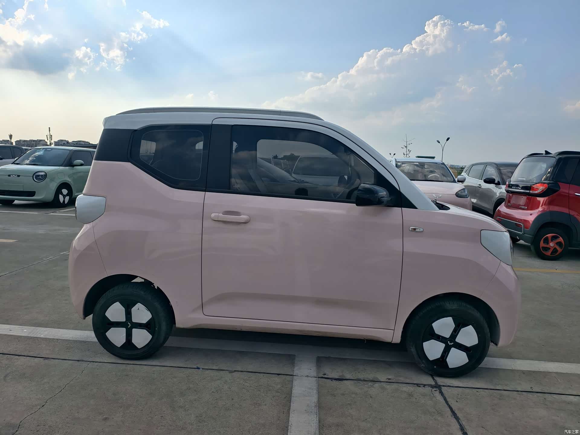 Wuling MINIEV, 2024 4