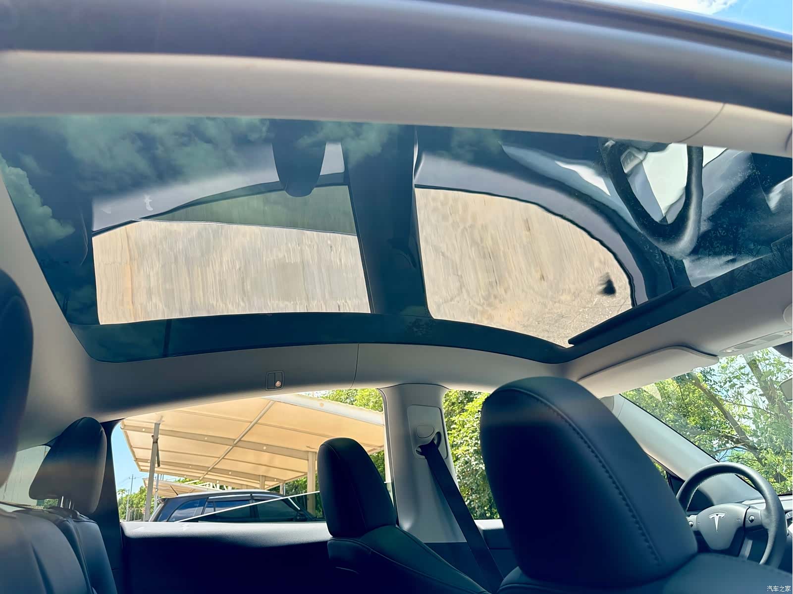 Tesla Model Y, 2022 16