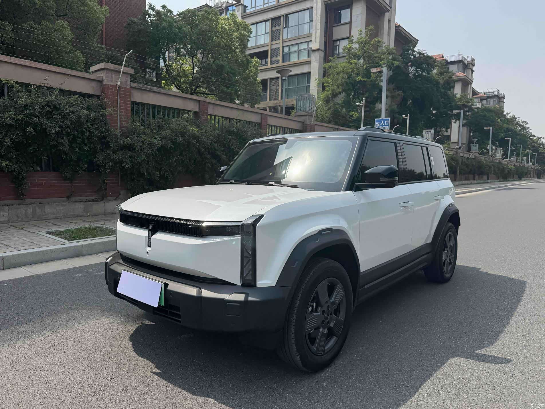 Chery iCAR, 2025 1