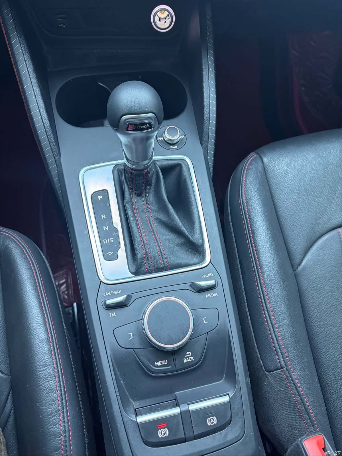 Audi Q2L, 2022 9
