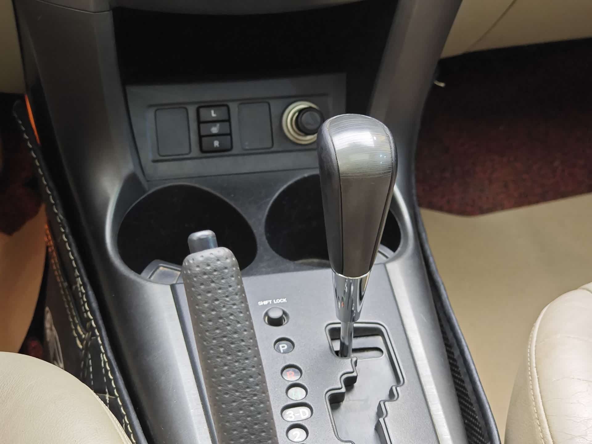 Toyota RAV4, 2012 18