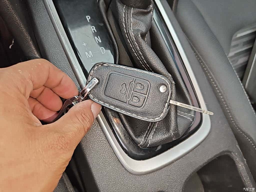 Chevrolet 320, 2019 9