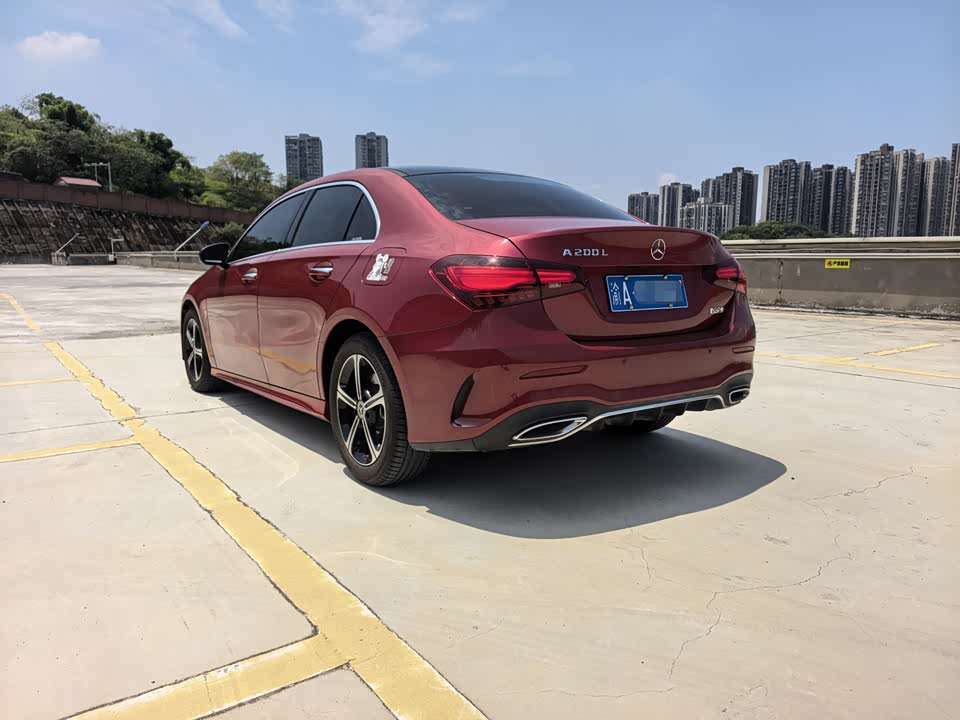 Mercedes-Benz Class A Mercedes-Benz Class A